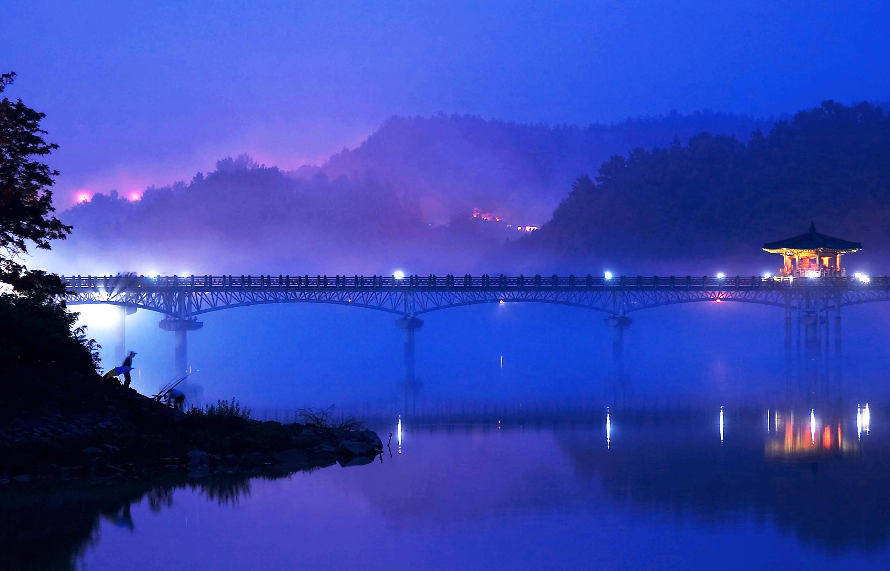 안동댐 월영교 분수 재가동 안내.