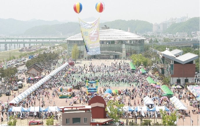 제 90회 어린이날 기념행사(제 12회 안동시 어린이날 큰잔치 행사)